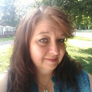 Meet your Posher, Lynette